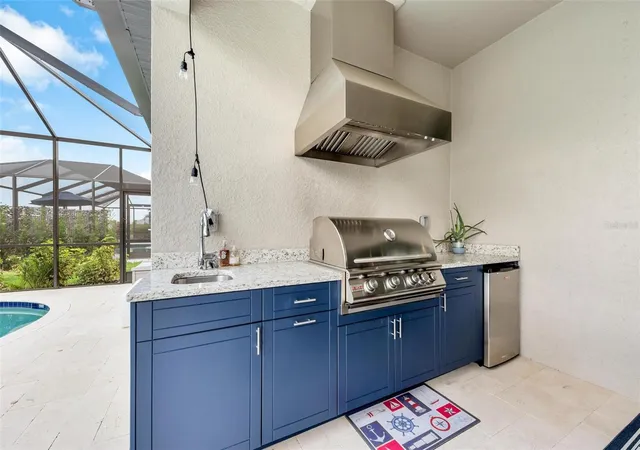 4th image of 2028 Woodleaf Hammock Ct, Bradenton, FL 34211 | MLS# A4696734