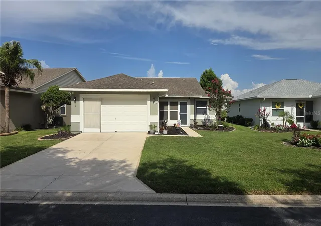 Photo 1 of Single family home for sale at 2258 Silver Re Dr, Lakeland, FL 33810 | MLS# L4962666 | Listing updated on 2026-09-15