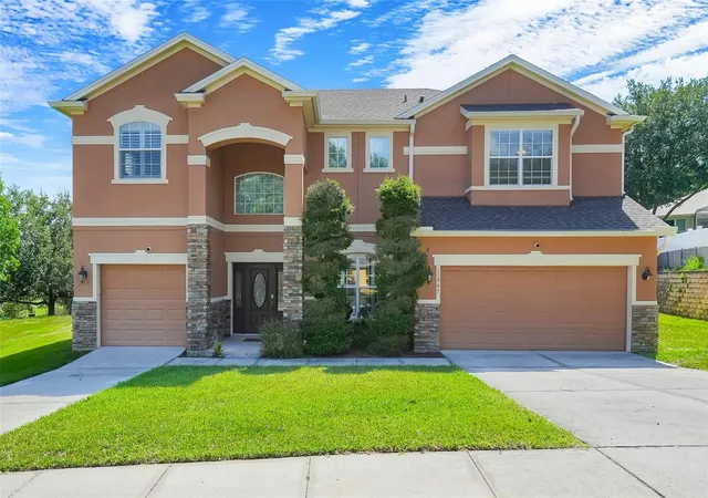 Photo 2 of Single family home for sale at 11045 Lemay Dr, Clermont, FL 34711 | MLS# P4939018 | Listing updated on 2026-09-15