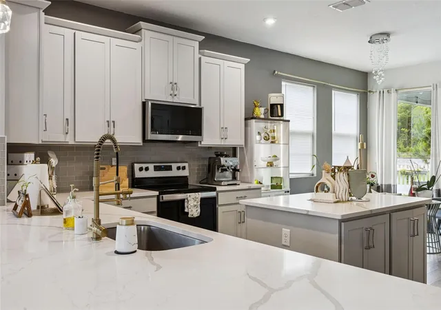 Photo 3 of Single family home for sale at 11492 Sunsail Ave, Orlando, FL 32832 | MLS# O6415909 | Listing updated on 2026-08-31