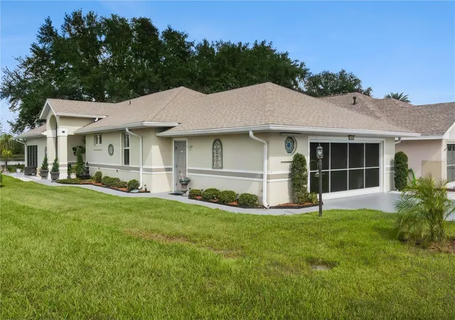 Single family home for sale at 21932 Royal St Georges Ln, LEESBURG, FL 34748 | MLS# G5113605