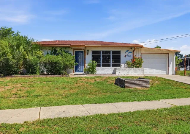 Photo 2 of Single family home for sale at 4751 S Biscayne Dr, North Port, FL 34287 | MLS# A4696740 | Listing updated on 2026-08-13