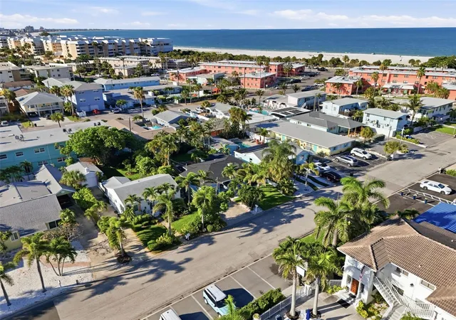 Homes for sale in St Pete Beach, FL | 564 70th Ave, St Pete Beach, FL 33706 | MLS# TB8518094