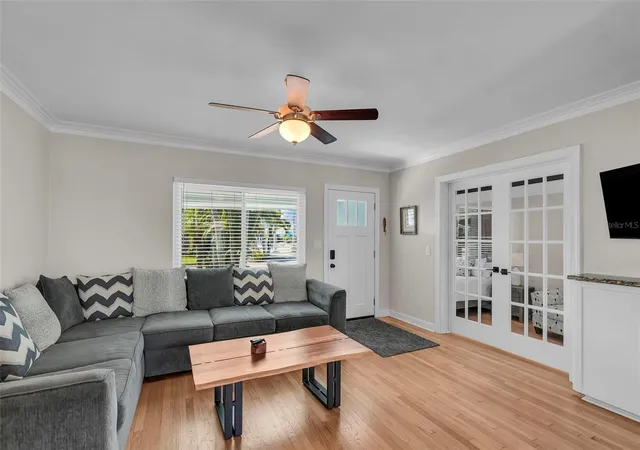 Homes for sale in St Pete Beach, FL | 564 70Th Ave, St Pete Beach, FL 33706 | MLS# TB8518094