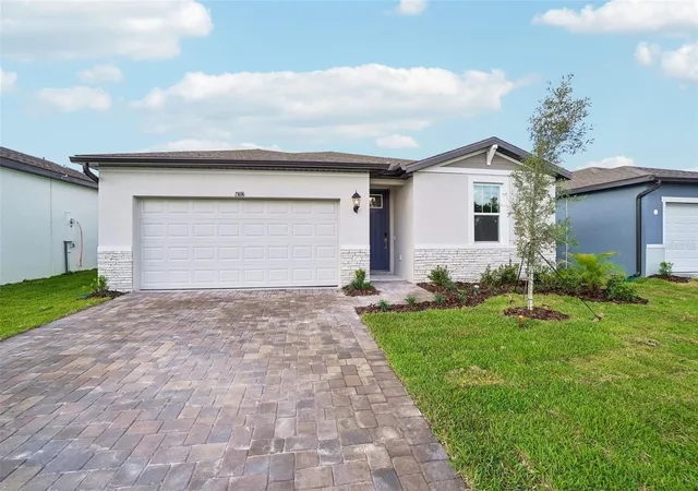 Homes for sale in Hudson, FL | 13696 Umber Forest St, Hudson, FL 34669 | MLS# TB8518097