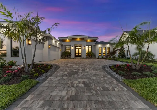 Photo 1 of Single family home for sale at 11710 Blissby St, Venice, FL 34293 | MLS# A4696741 | Listing updated on 2026-09-02
