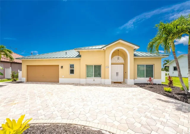 2nd image of 3310 Sw 26th Ave, Cape Coral, FL 33914 | MLS# C7527196