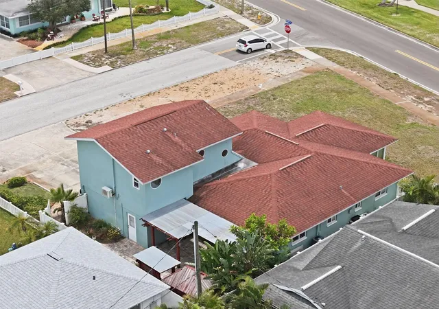 5th image of 1963 Edgewater Dr, Clearwater, FL 33755 | MLS# TB8518112