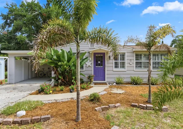 3rd image of 652 Lexington St, Dunedin, FL 34698 | MLS# TB8518115
