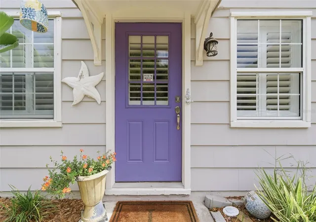 4th image of 652 Lexington St, Dunedin, FL 34698 | MLS# TB8518115