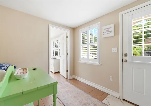 5th image of 652 Lexington St, Dunedin, FL 34698 | MLS# TB8518115