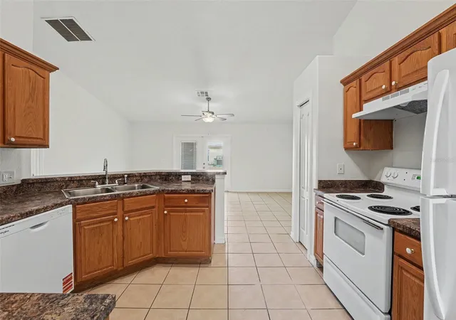 5th image of 521 Eagle Ct, Kissimmee, FL 34759 | MLS# O6415936