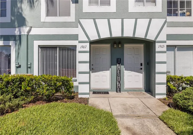 4th image of 1907 Fluorshire Dr, Brandon, FL 33511 | MLS# W7886649