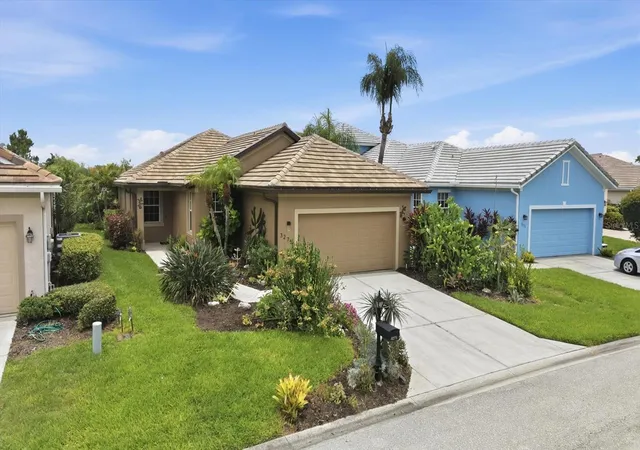 Photo 1 of Single family home for sale at 3275 Osprey Ln, Port Charlotte, FL 33953 | MLS# D6147766 | Listing updated on 2026-08-25
