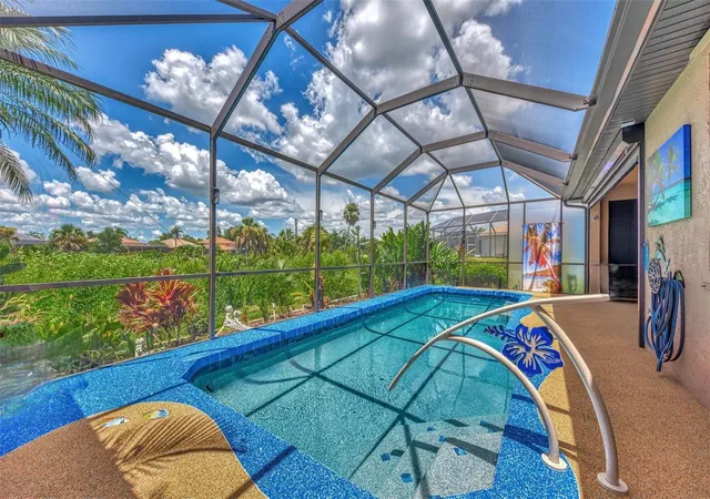 Photo 2 of Single family home for sale at 3275 Osprey Ln, Port Charlotte, FL 33953 | MLS# D6147766 | Listing updated on 2026-08-25