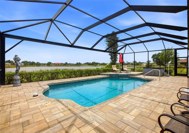 4th image of 7100 San Casa Dr, Englewood, FL 34224 | MLS# C7527204