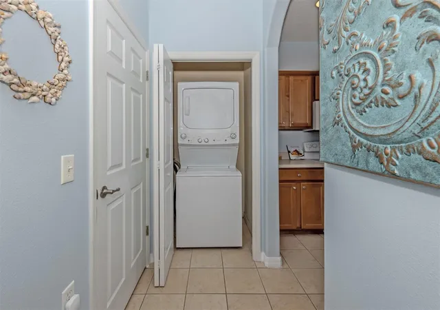 Photo 5 of Townhouse for sale at 12983 Tigers Eye Dr, Venice, FL 34292 | MLS# N6144681 | Listing updated on 2026-09-02