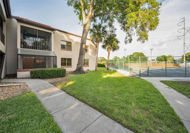 5th image of 2971 Estancia Blvd #412, Clearwater, FL 33761 | MLS# TB8518158