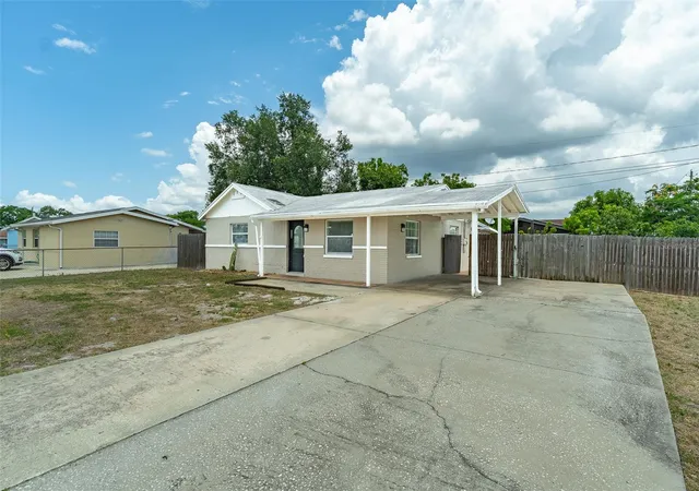 Photo 3 of Single family home for sale at 6001 Crestridge Rd, Tampa, FL 33634 | MLS# TB8518161 | Listing updated on 2026-09-14