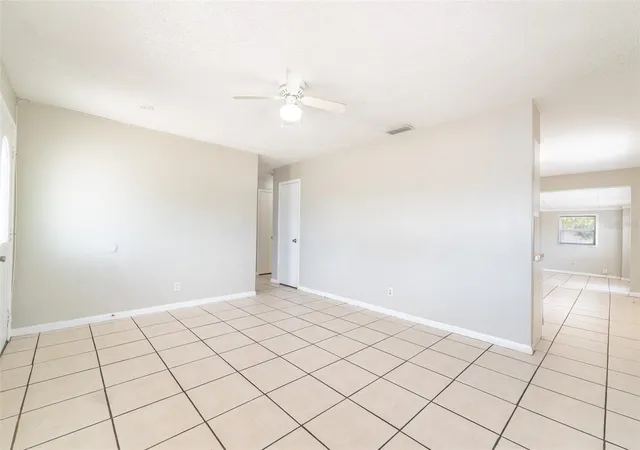 Photo 4 of Single family home for sale at 6001 Crestridge Rd, Tampa, FL 33634 | MLS# TB8518161 | Listing updated on 2026-09-14