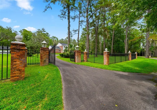 Homes for sale in Gainesville, FL | 7216 Nw 20Th Pl, Gainesville, FL 32605 | MLS# GC541109