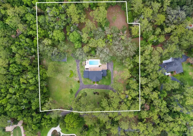 Homes for sale in Gainesville, FL | 7216 Nw 20th Pl, Gainesville, FL 32605 | MLS# GC541109