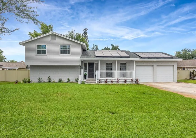 Photo 3 of Single family home for sale at 22369 Southshore Dr, Land O Lakes, FL 34639 | MLS# TB8518165 | Listing updated on 2026-09-24