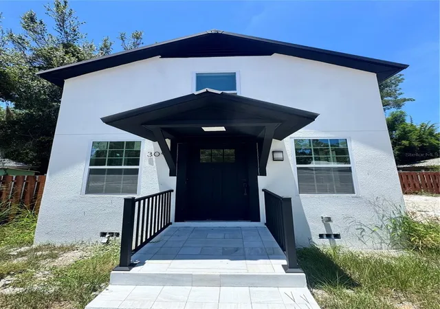 1st image of 309 E Woodward Ave, Eustis, FL 32726 | MLS# O6415975