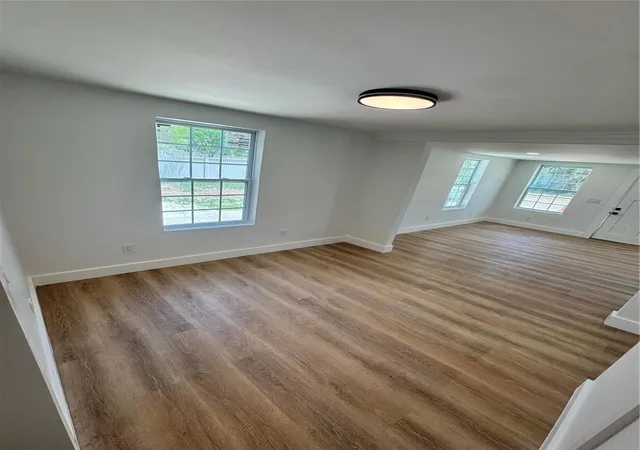 10th image of 309 E Woodward Ave, Eustis, FL 32726 | MLS# O6415975