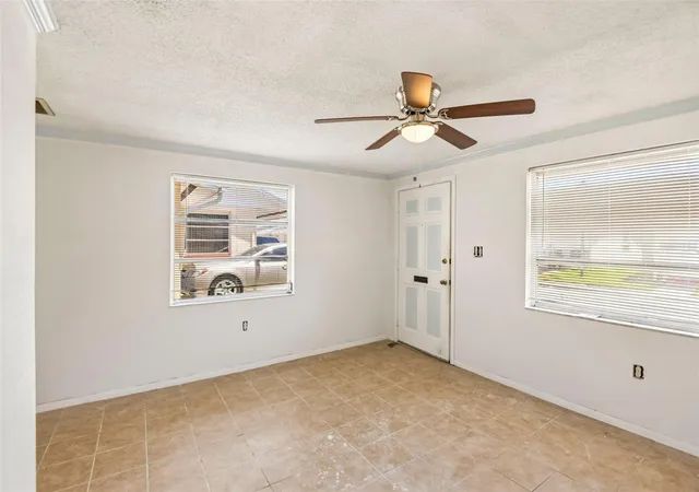 Photo 3 of House for sale at 4923 Getner St, New Port Richey, FL 34652 | MLS# TB8518167 | Listing updated on 2026-08-12