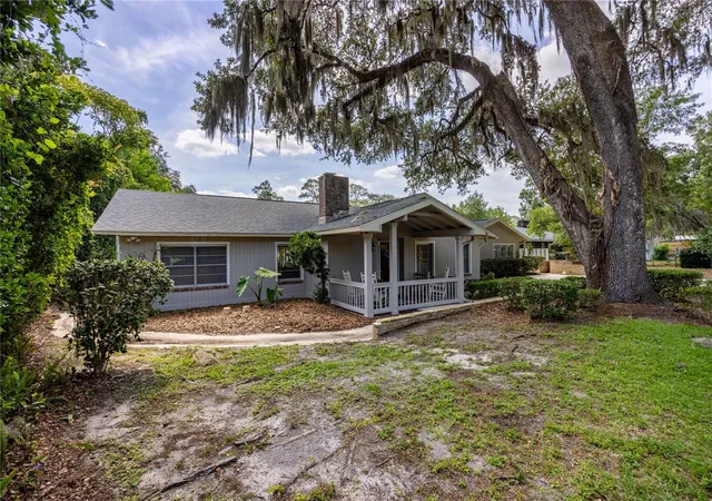 Photo 3 of Single family home for sale at 3933 Se State Rd 21, Keystone Heights, FL 32656 | MLS# GC541111 | Listing updated on 2026-09-01