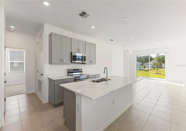 3rd image of 9116 Wildlight Trl, Wildwood, FL 34785 | MLS# O6415991