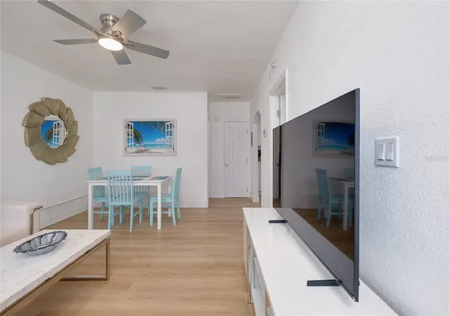 4th image of 708 W Olympia Ave, Punta Gorda, FL 33950 | MLS# C7527210