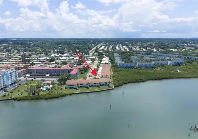 57th image of 10152 Regal Dr, Largo, FL 33774 | MLS# TB8518193