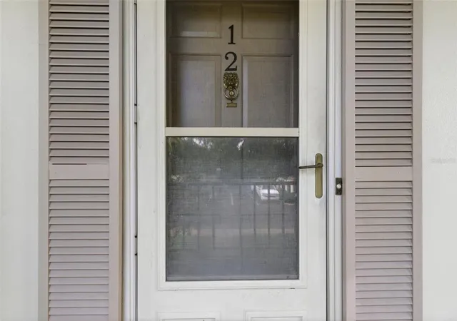 4th image of 19029 Us Hwy 19 N #7-12, Clearwater, FL 33764 | MLS# TB8518209