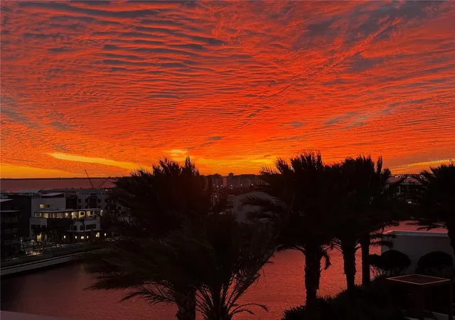 Listing Photo 2 - Condo for sale in building located at 5120 Marina Wy, Tampa, FL 33611 - Unit #7703