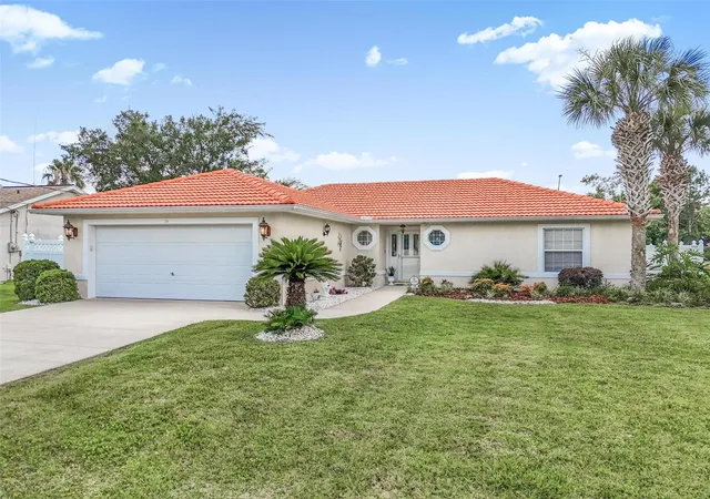 Photo 1 of Single family home for sale at 24 Lynbrook Dr, Palm Coast, FL 32137 | MLS# FC319213 | Listing updated on 2026-07-24