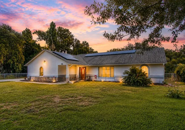 1st image of 18 Weston Rd, Leesburg, FL 34748 | MLS# G5113627