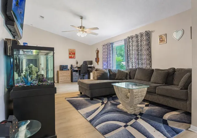5th image of 18 Weston Rd, Leesburg, FL 34748 | MLS# G5113627