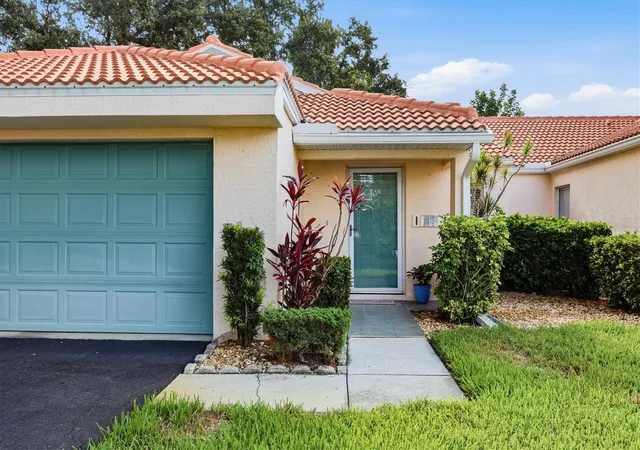 3rd image of 608 Tyson Ter, VENICE, FL 34285