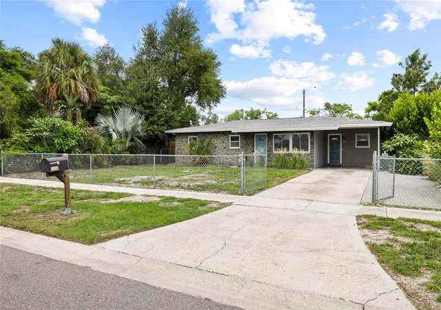 Photo 1 of Single family home for sale at 3603 W Oklahoma Ave, Tampa, FL 33611 | MLS# TB8518232 | Listing updated on 2026-10-05