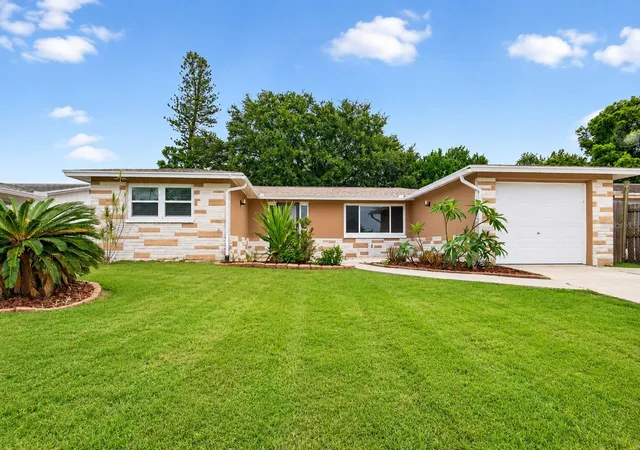 Homes for sale in Holiday, FL | 2602 Ohio Pl, Holiday, FL 34691 | MLS# G5113628