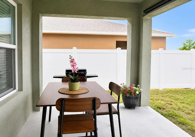 Photo 3 of Single family home for sale at 452 Taylor Groves Dr, Lake Wales, FL 33898 | MLS# TB8518238 | Listing updated on 2026-06-12
