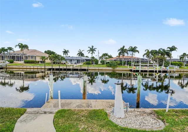Photo 3 of Single family home for sale at 548 Belvedere Ct, Punta Gorda, FL 33950 | MLS# C7527214 | Listing updated on 2026-09-28