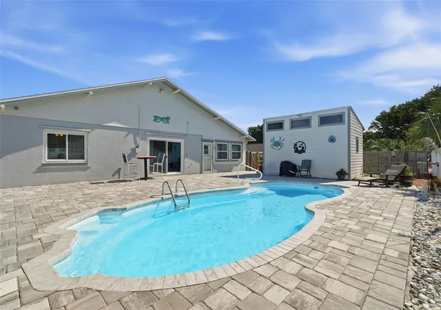 Photo 3 of Single family home for sale at 82 Jennifer Cir, Ponce Inlet, FL 32127 | MLS# V4949613 | Listing updated on 2026-10-03