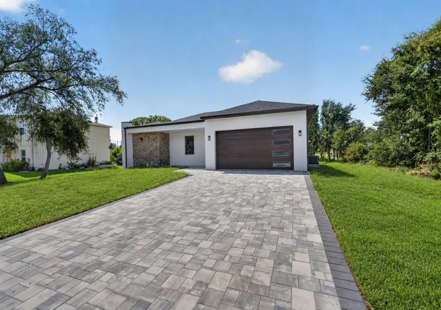 Photo 2 of Single family home for sale at 22333 Elmira Blvd, Port Charlotte, FL 33952 | MLS# O6416052 | Listing updated on 2026-09-04