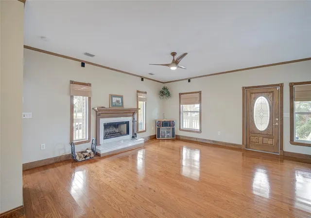 Photo 4 of Single family home for sale at 740 W Virginia Ave, Punta Gorda, FL 33950 | MLS# C7527219 | Listing updated on 2026-06-27