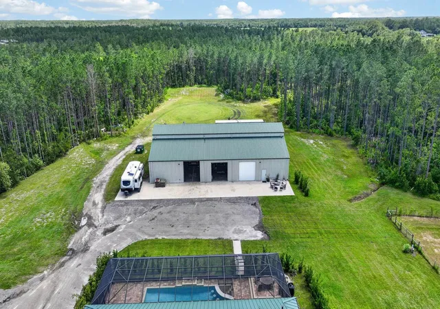 Photo 100 of Single family home for sale at 103 Sweetwater Trl, Bunnell, FL 32110 | MLS# FC319217 | Listing updated on 2026-08-26