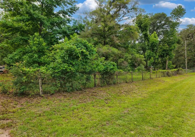 Homes for sale in Old Town, FL | 109 Ne 194Th Ave, Old Town, FL 32680 | MLS# GC541120