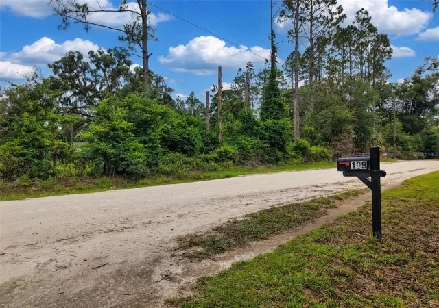 Homes for sale in Old Town, FL | 109 Ne 194Th Ave, Old Town, FL 32680 | MLS# GC541120